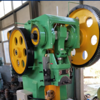 廠家供應(yīng)40噸沖床 立式可傾斜 帶式制動器 調(diào)整方便 可定制