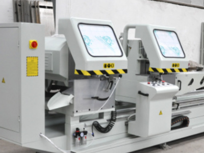 鋁型材雙頭精密鋸 數(shù)顯雙頭鋸 鋁合金門窗設(shè)備 斷橋鋁門窗設(shè)備