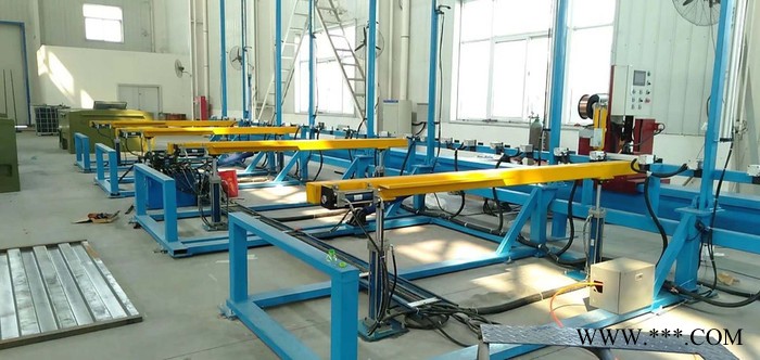 漢德焊集裝箱物流車箱瓦楞板自動(dòng)化焊接小車集裝箱自動(dòng)化焊接設(shè)備