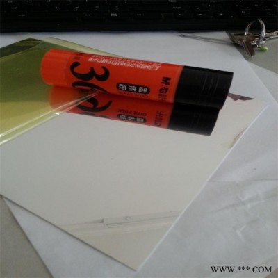 供應(yīng)粵森5052彩色鏡面氧化鋁板  拋光鏡面鋁板價格  噴涂氧化鋁板 拉絲鋁板