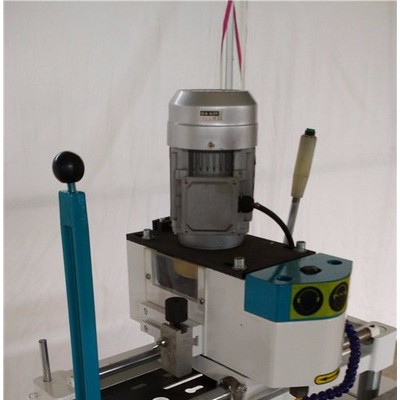 山東濟(jì)南越辰鋁型材單軸仿型銑床，鋁型材單軸仿型銑床廠家，更的仿型銑床