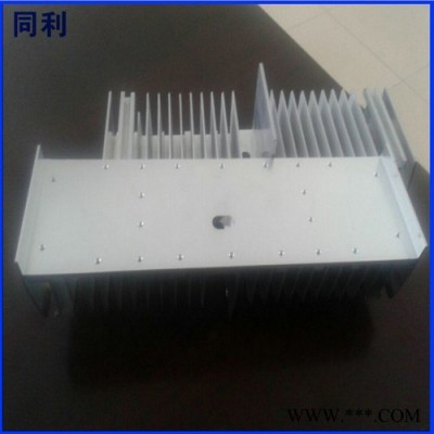 同利013鋁型材散熱器,高質(zhì)量鋁型材散熱器 LED模組散熱器