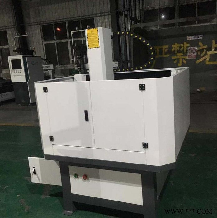 小型數控鋁合金鋁板雕刻機