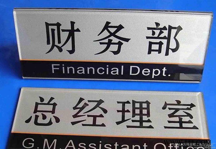 山東數控雕刻機6090 可雕刻銅板 鋁板 廣告木工雕刻機