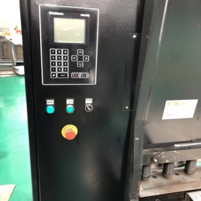 靜德數控 出售轉讓全新（二手）金方圓數控剪板機，金方圓產，型號：VR6*4000MM  ，剪板厚度：6MM，剪板長度：4