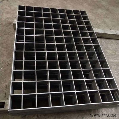 現(xiàn)貨供應(yīng) 鋼格板 鋼格板廠 電鍍鋅鋼格板 廣東鋼格板 鋼格柵廠家