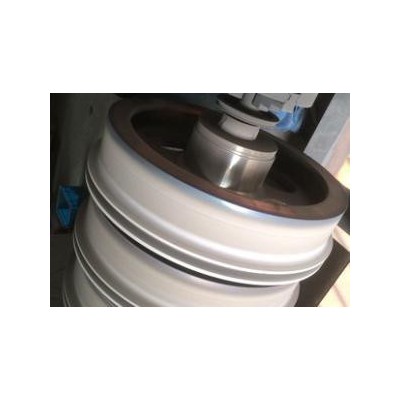 平板耐磨層加工 熱處理后噴涂耐磨碳化鎢加工 工礦硬度噴涂碳化鎢加工 輪子噴涂碳化鎢加工 工件表面噴涂碳化鎢本體硬度不變